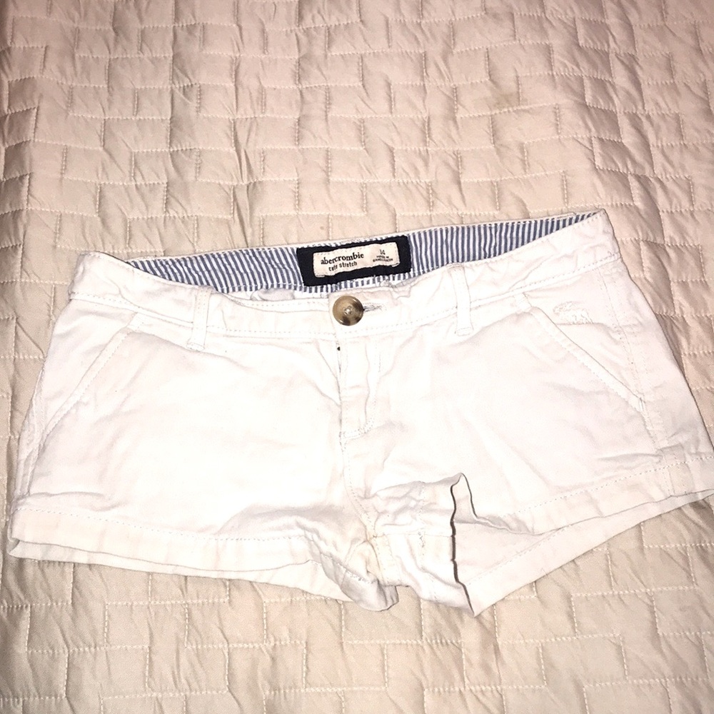 Abercrombie Kids - White Bermuda Shorts